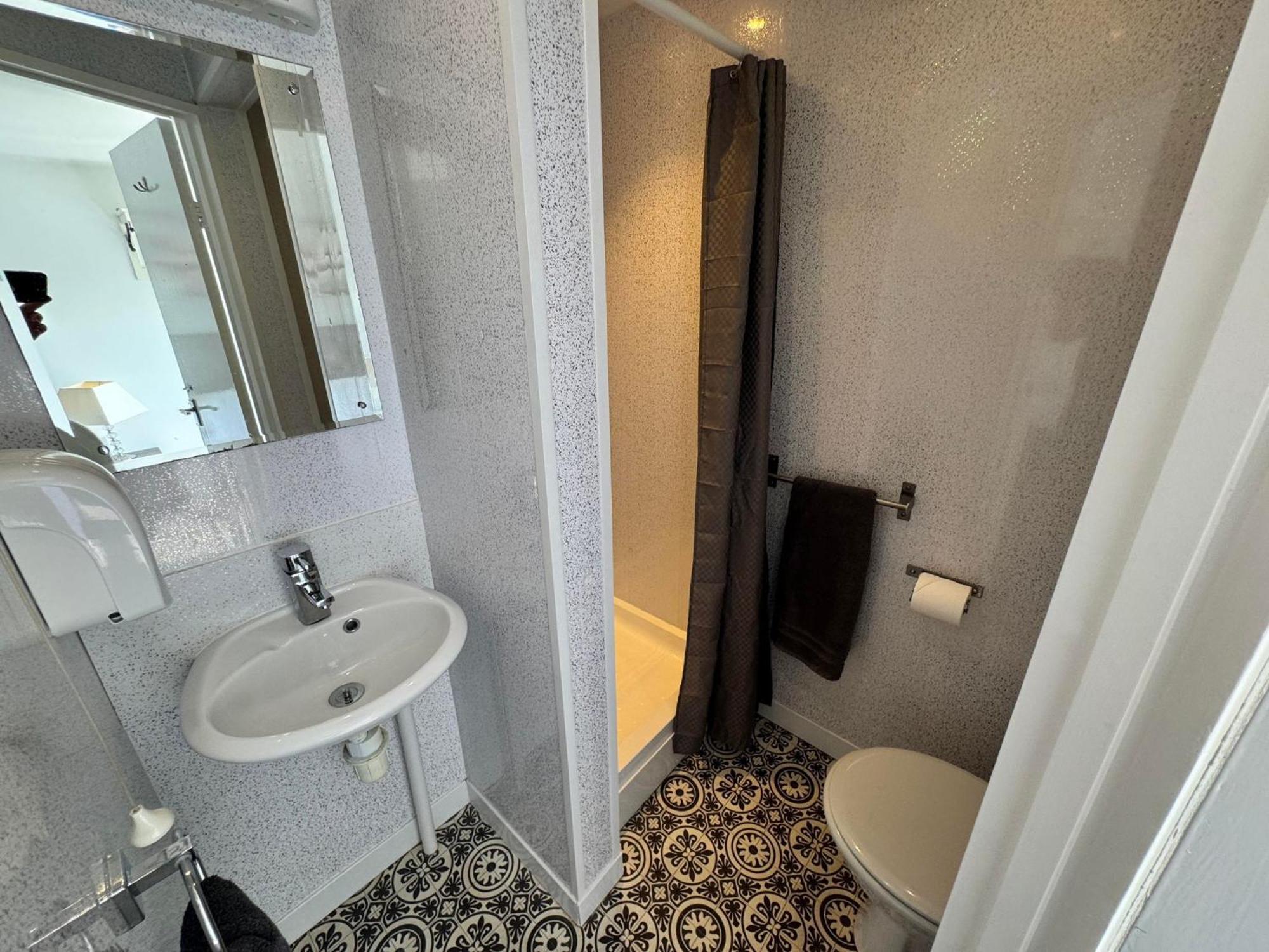 The Jubilee Hotel East - With Spa Facilities & Smokehouse - Newly Refurbished Facilities Weymouth Eksteriør bilde