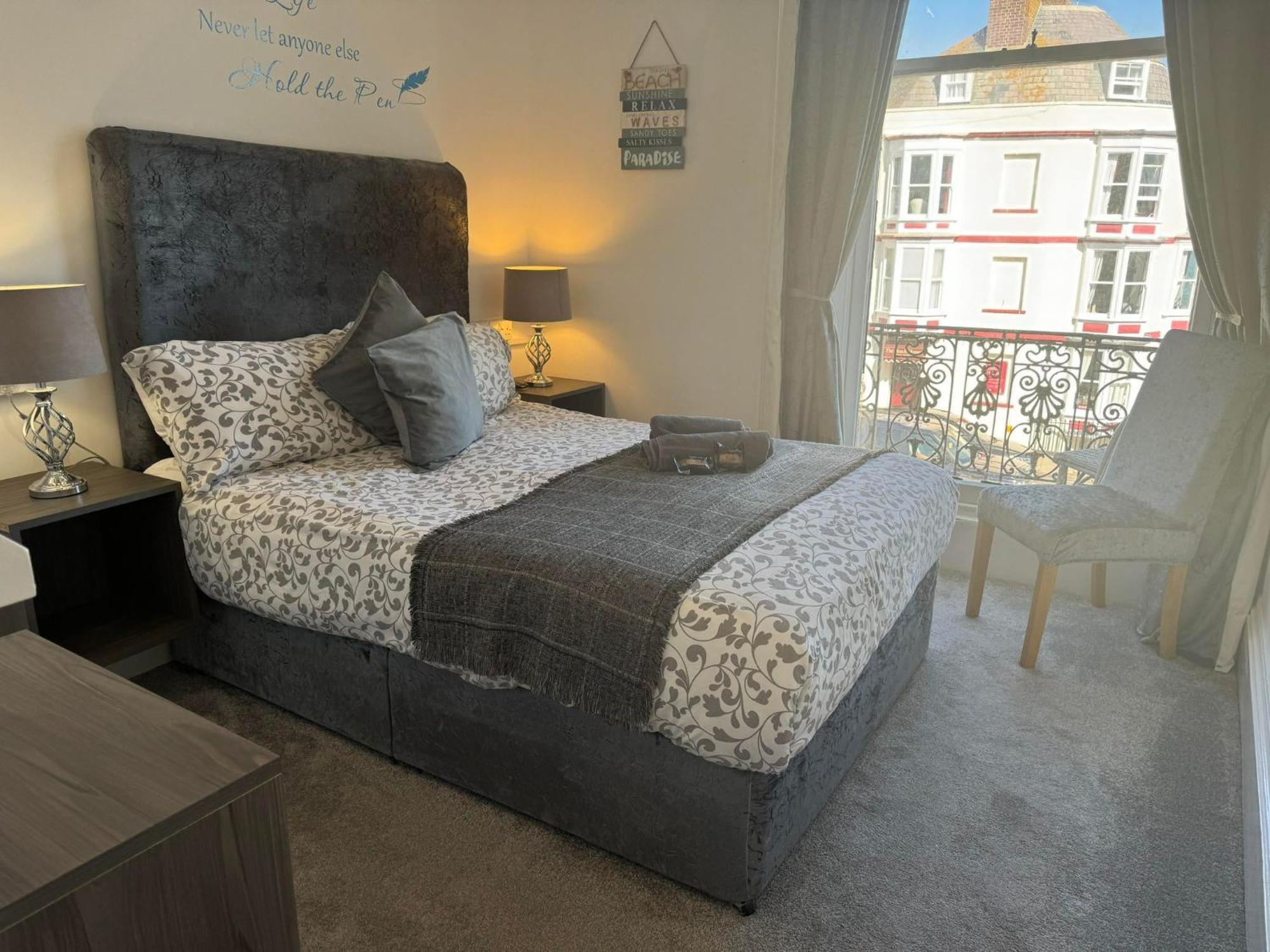 The Jubilee Hotel East - With Spa Facilities & Smokehouse - Newly Refurbished Facilities Weymouth Eksteriør bilde